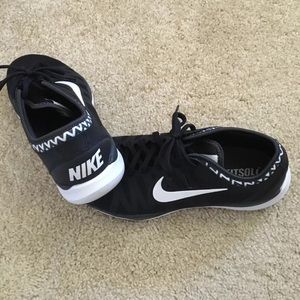 Women’s Nike gym shoes